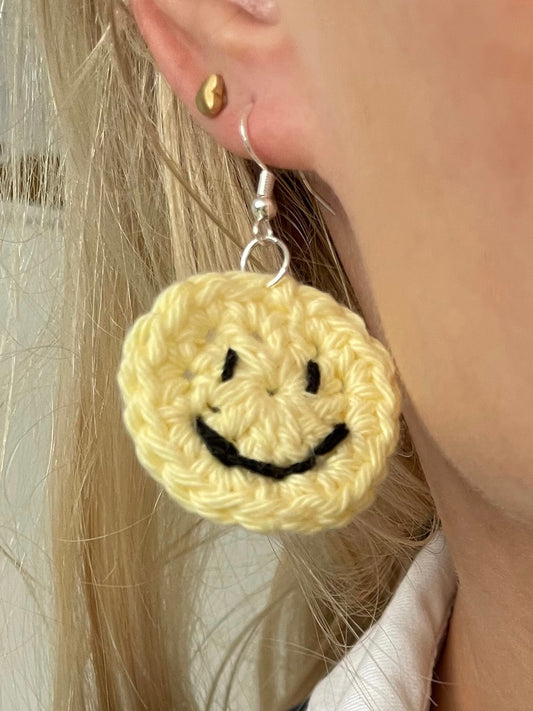 Crochet Smiley Face Dangle Earrings